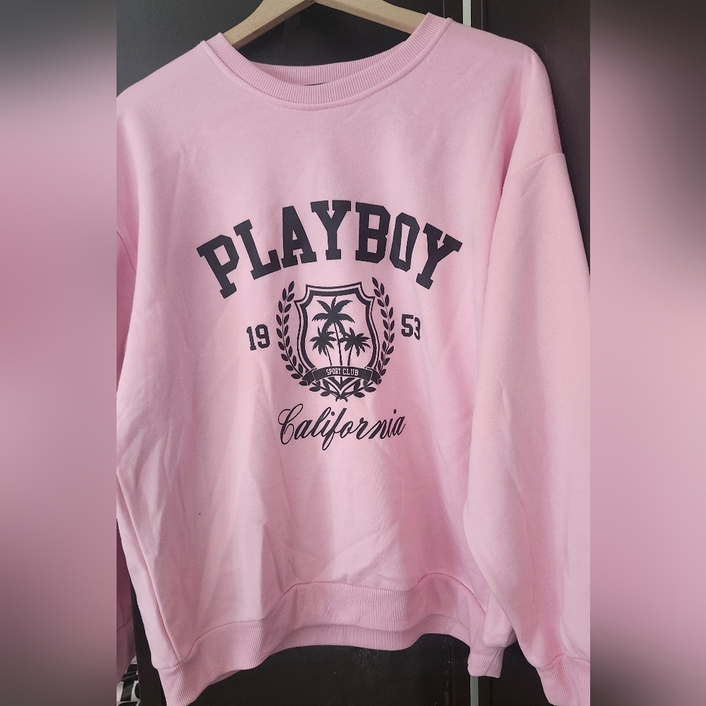 Sweatshirt